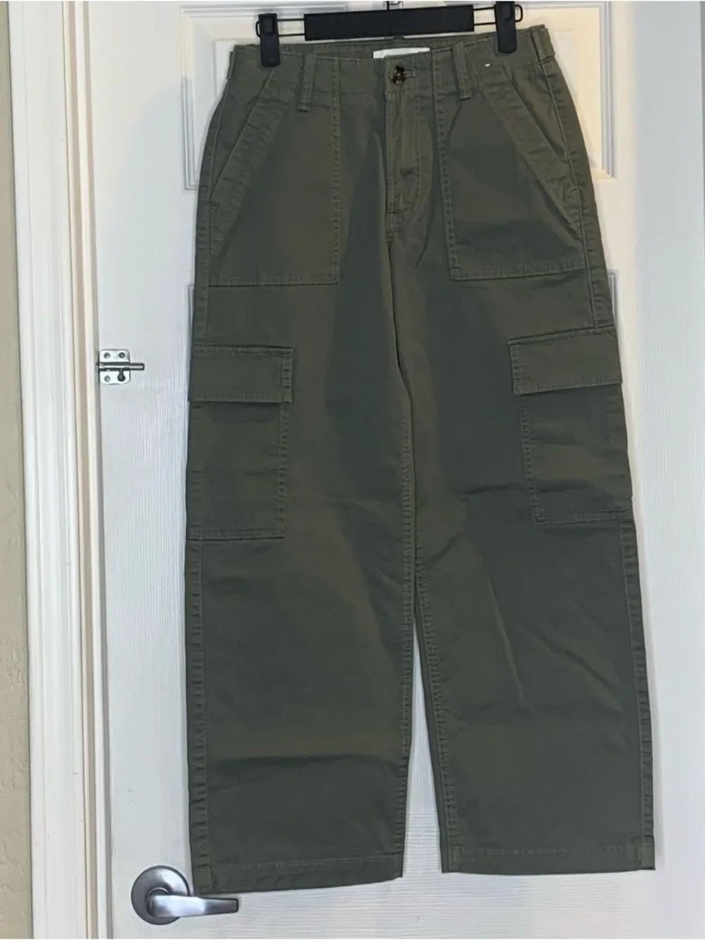 Abercrombie & Fitch Gray Cargo Pants Wide Leg Size 00S